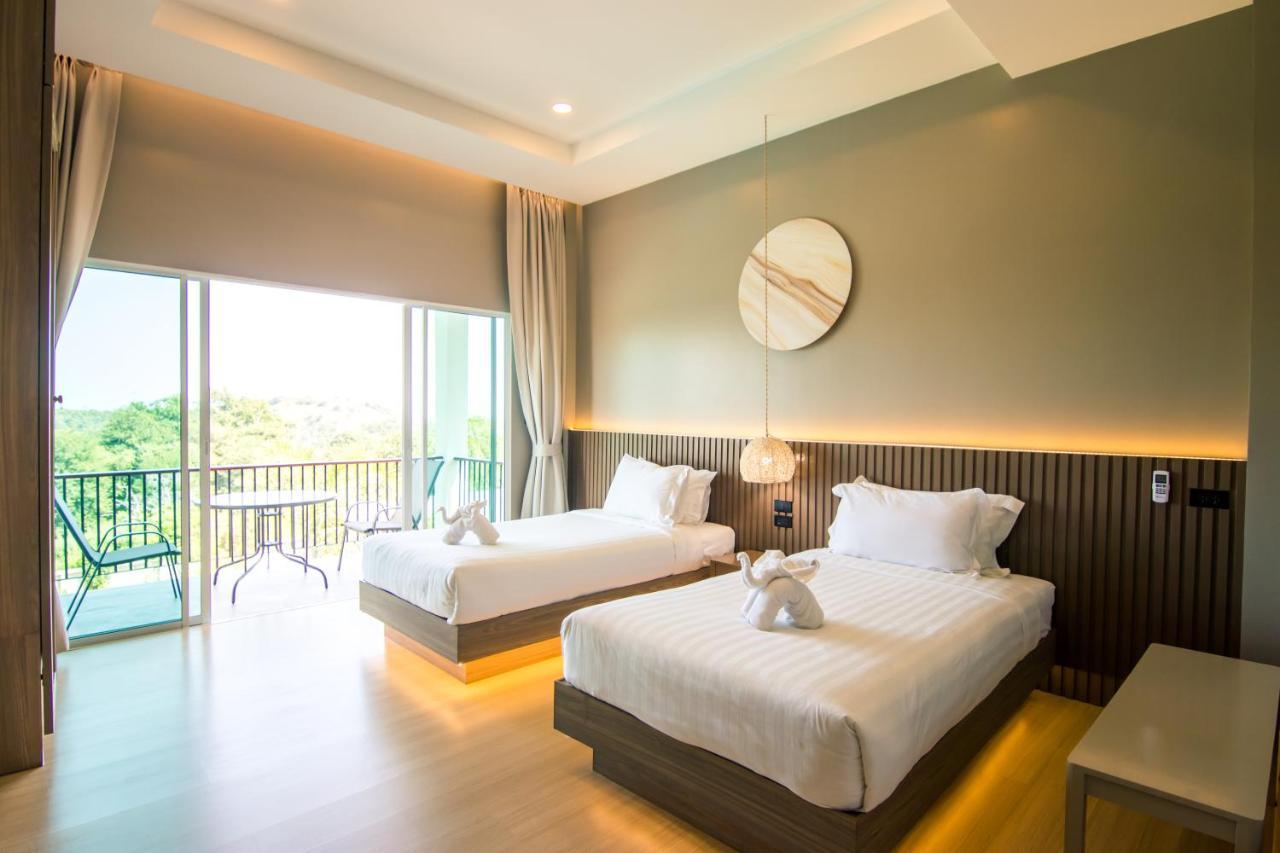 Searidge Hua Hin Resort & Poolvilla Khao Tao Exterior photo