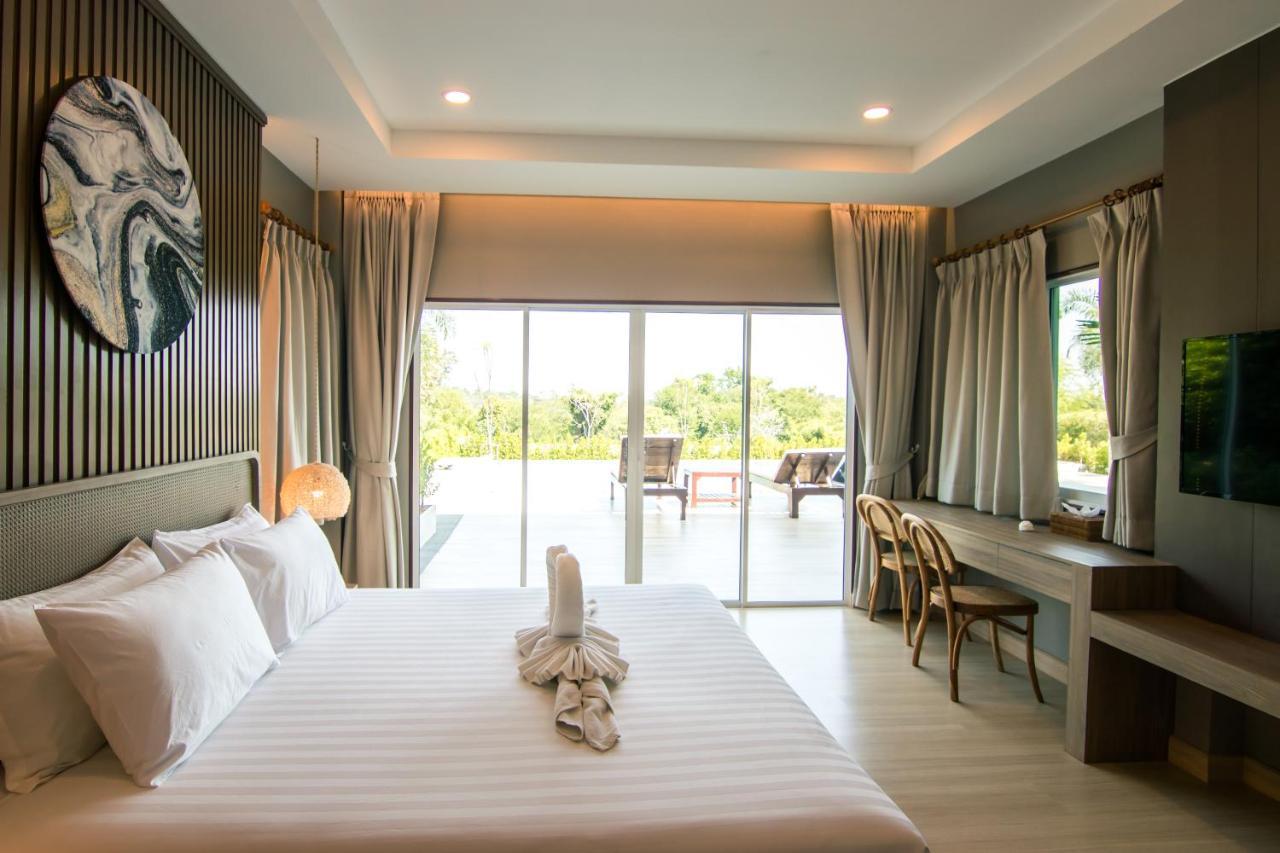 Searidge Hua Hin Resort & Poolvilla Khao Tao Exterior photo