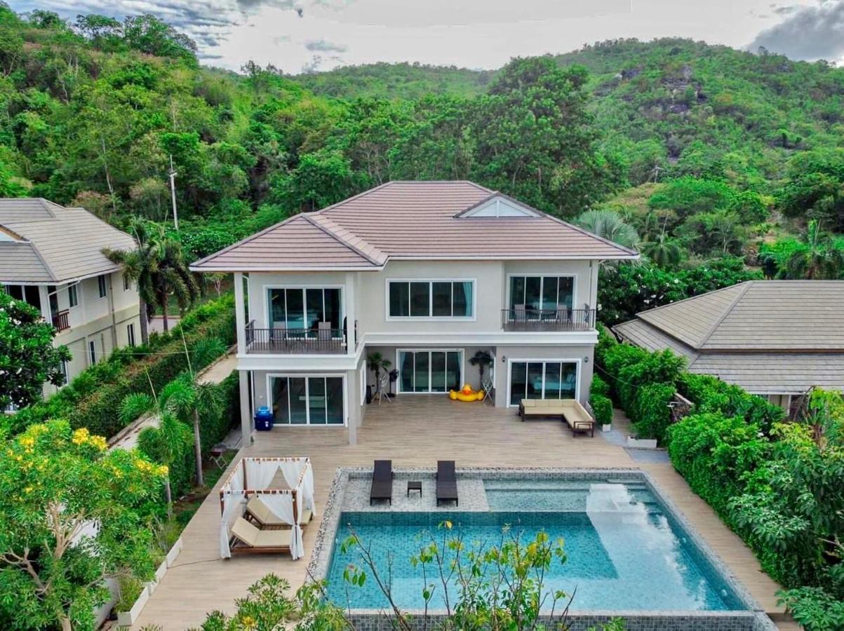 Searidge Hua Hin Resort & Poolvilla Khao Tao Exterior photo